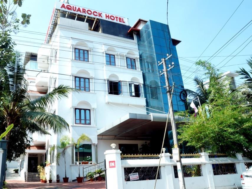Aquarock Hotel Kazhakuttam Bagian luar foto